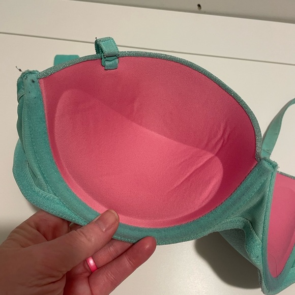 PINK Victoria's Secret Brand Push Up Green Shimmery Underwire Bra 36B - Picture 5 of 5